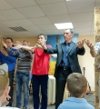 Взрослые подготовили свою взрослую сценку "В общежитии на Пасху" в трех действиях.